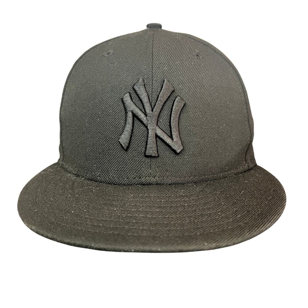 New Era 9FIFTY New York Yankees Black Snapback Hat